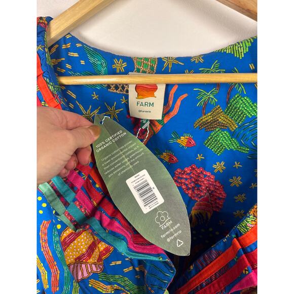 FARM Rio Blue Ocean Stories Wrap Blouse, NWT Size Medium - Picture 2 of 7